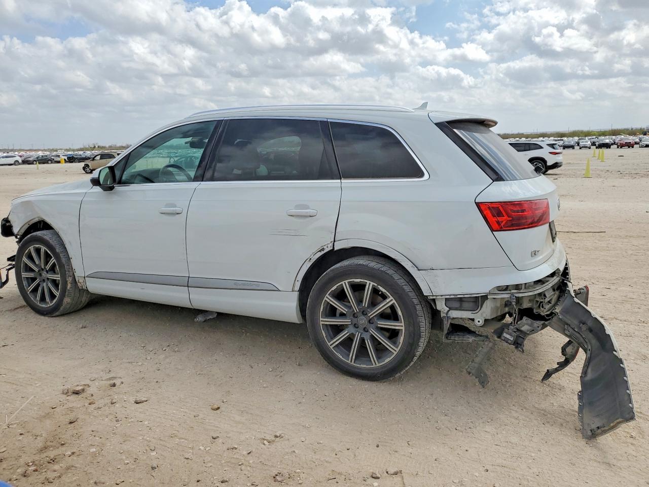 2017 AUDI Q7