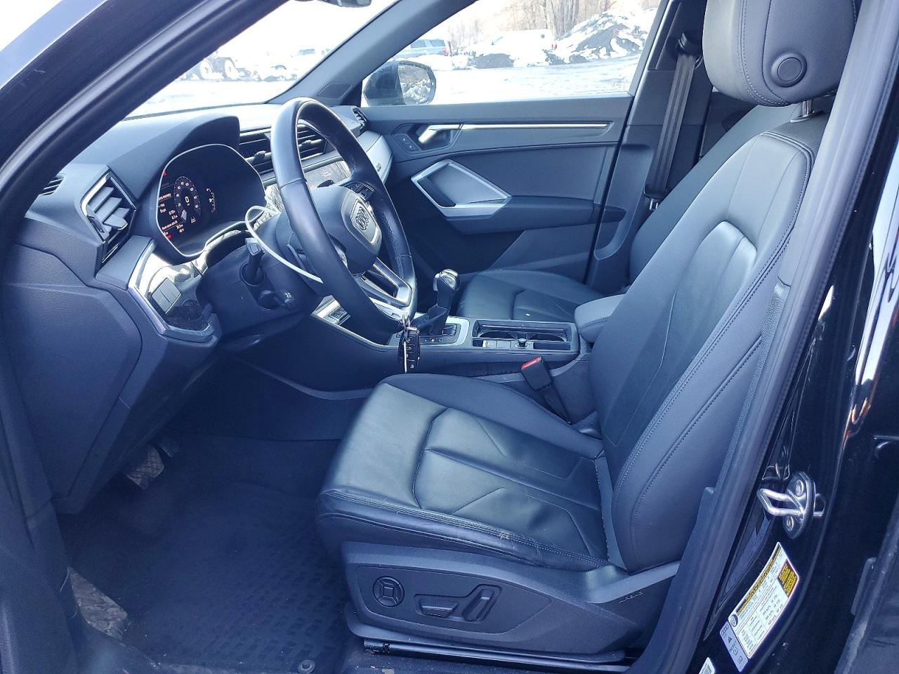 2021 AUDI Q3
