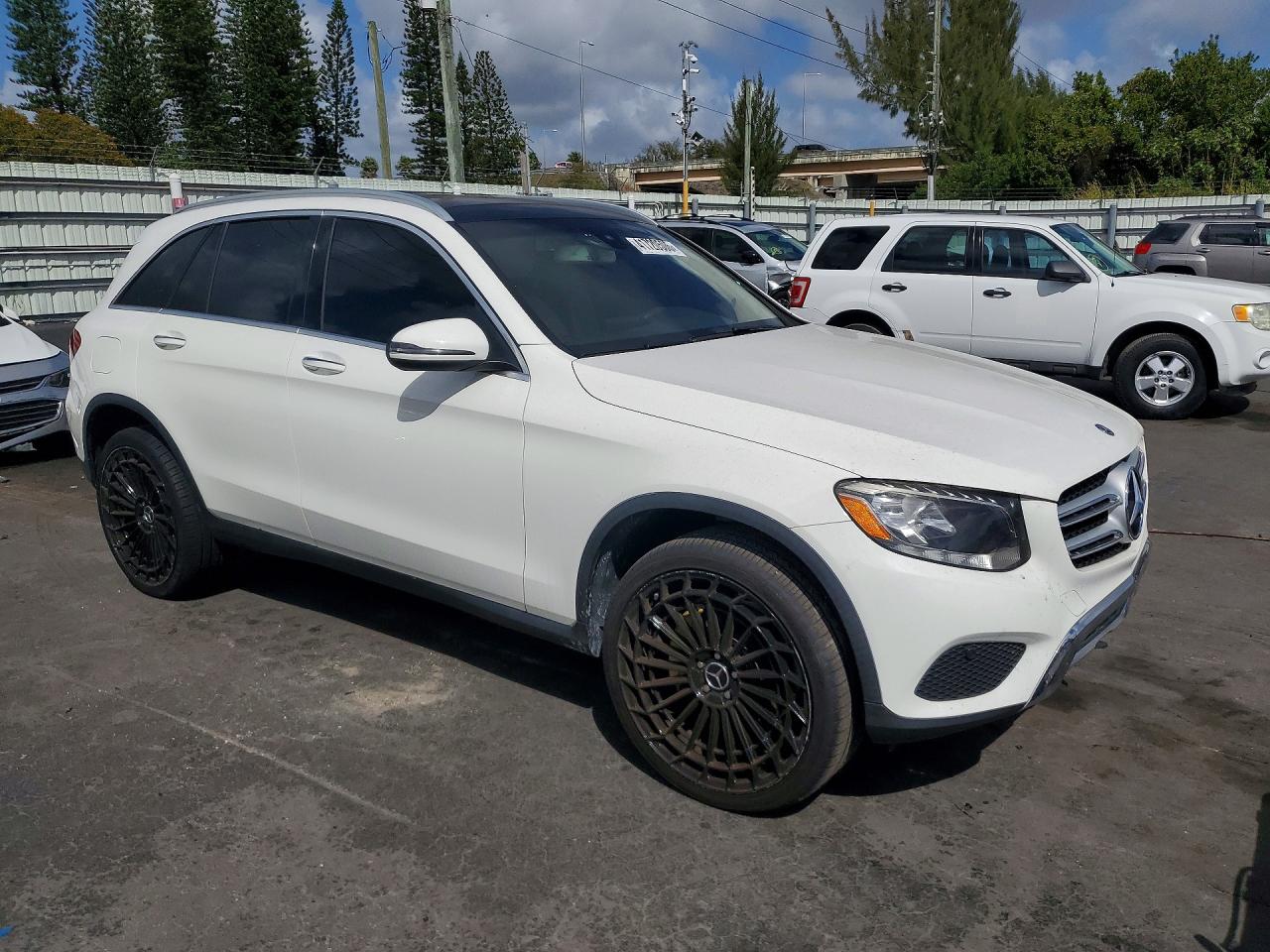 2018 MERCEDES-BENZ GLC-CLASS