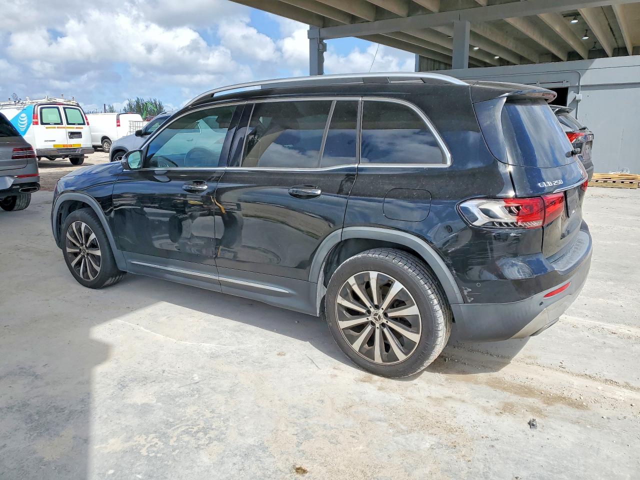 2021 MERCEDES-BENZ GLB-CLASS