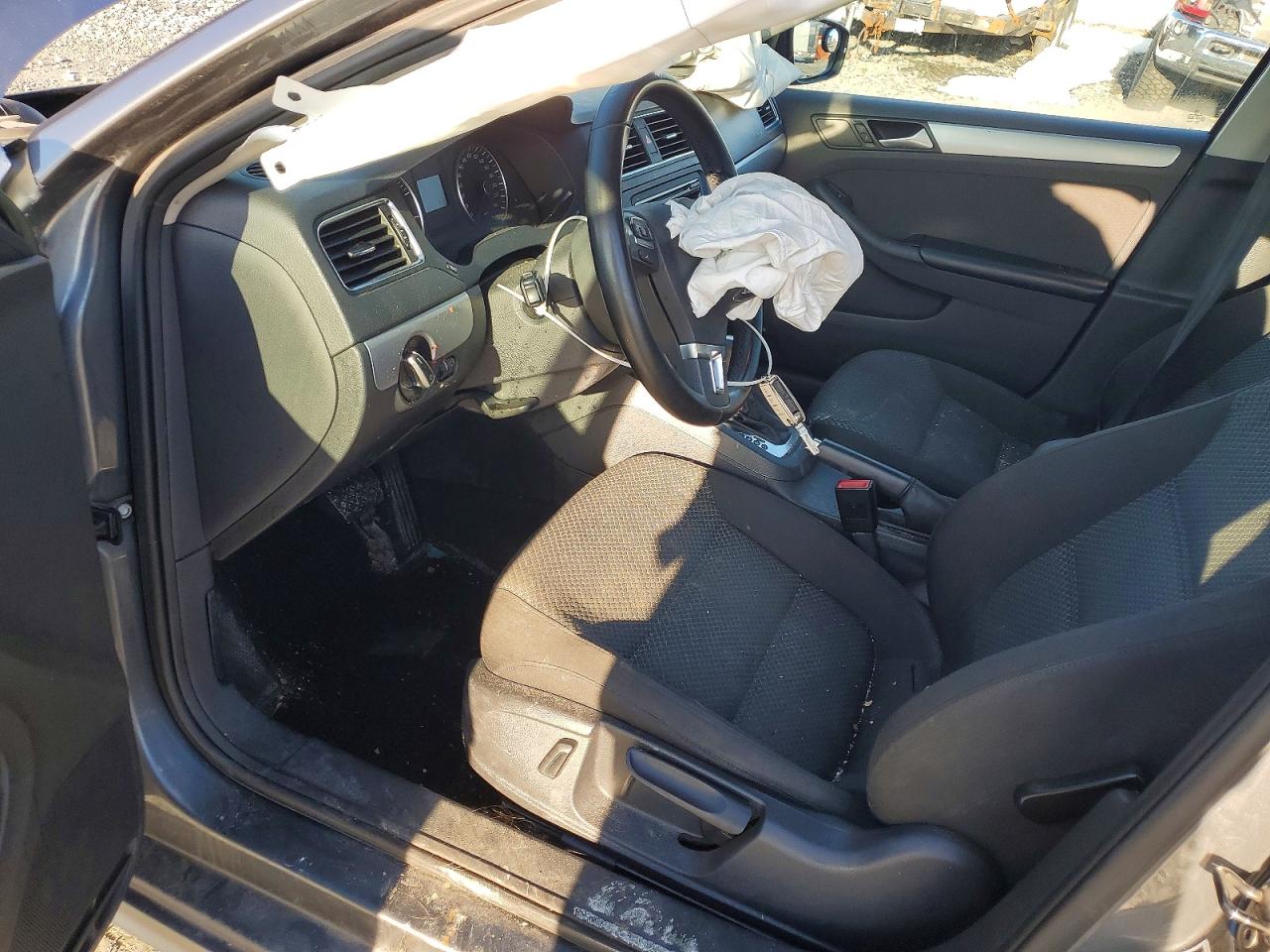 2014 VOLKSWAGEN JETTA