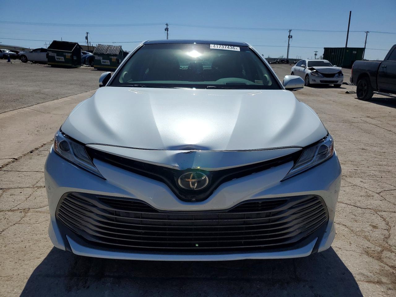 2018 TOYOTA CAMRY
