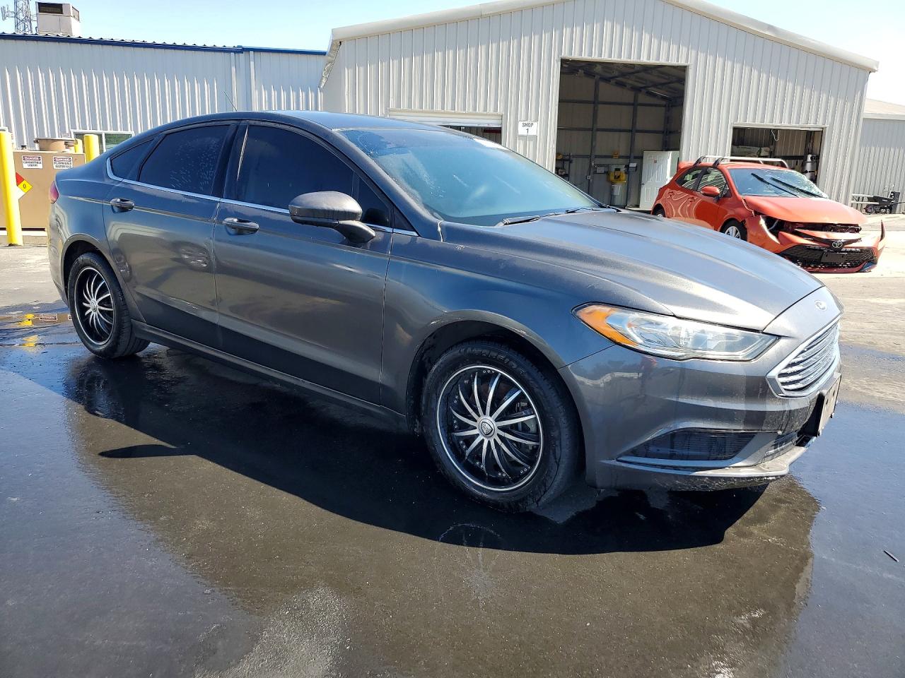 2017 FORD FUSION