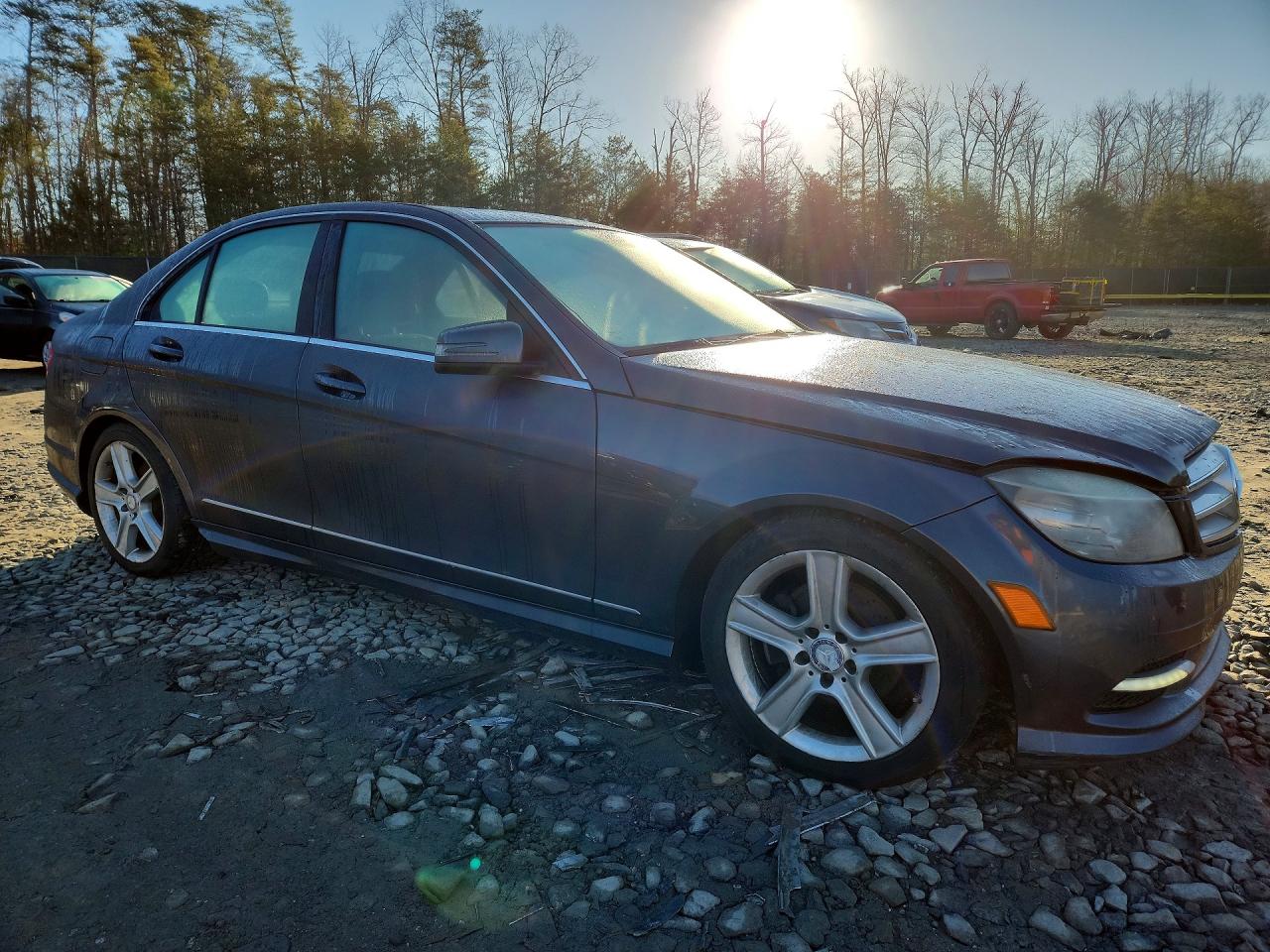 2011 MERCEDES-BENZ C