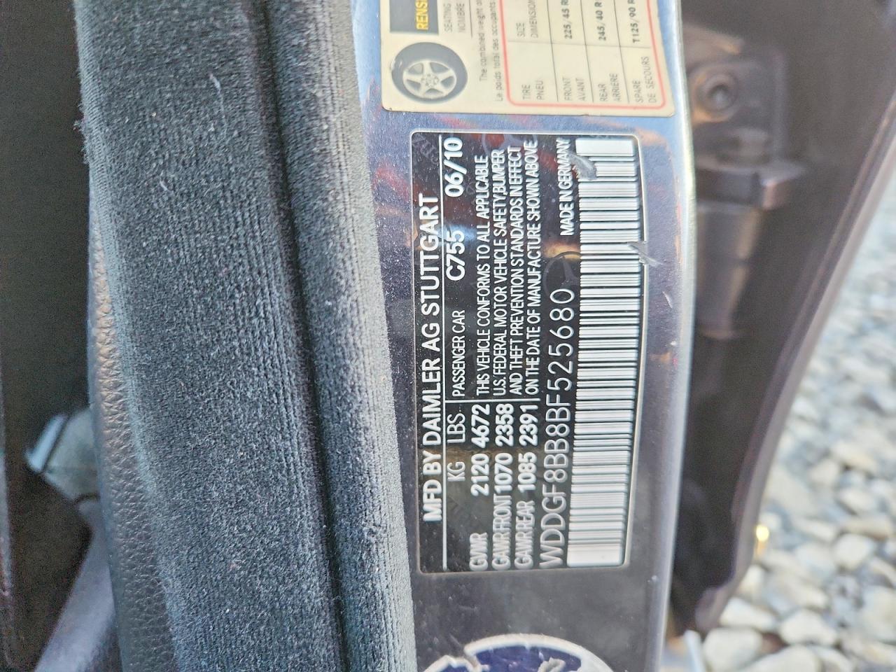 2011 MERCEDES-BENZ C