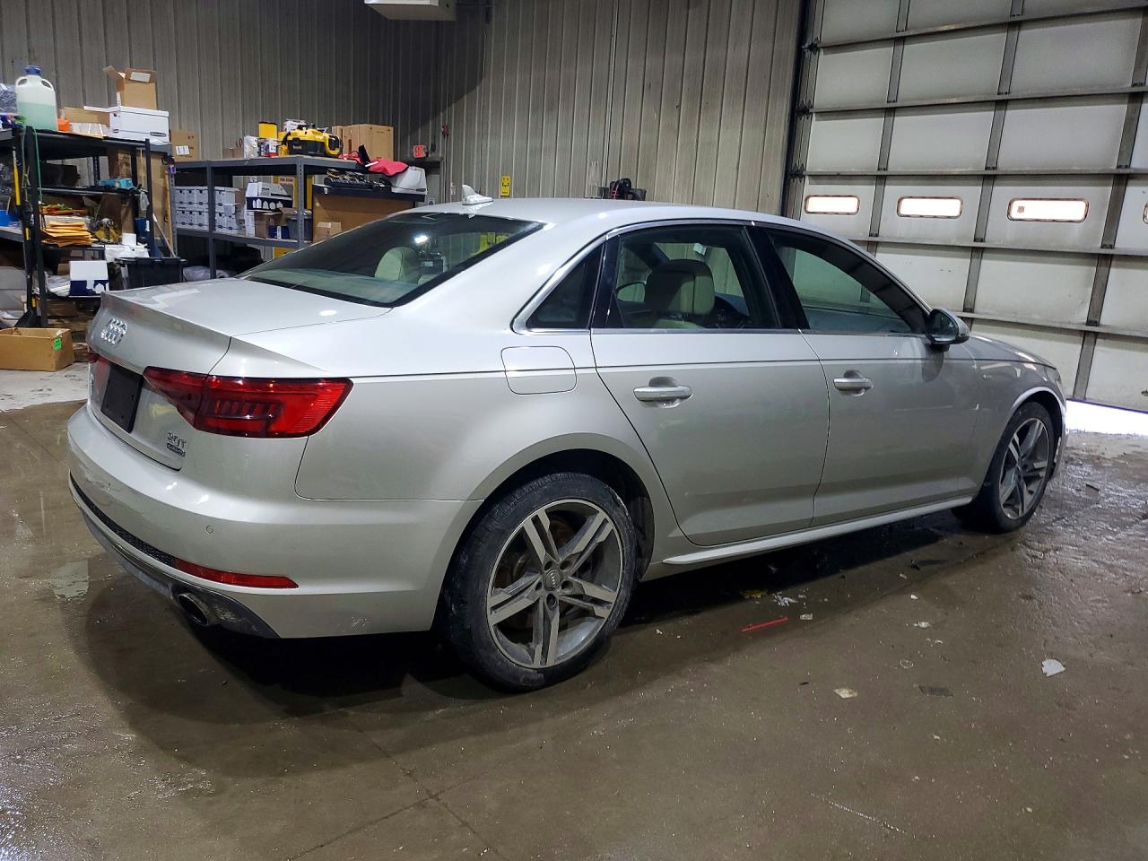 2017 AUDI A4
