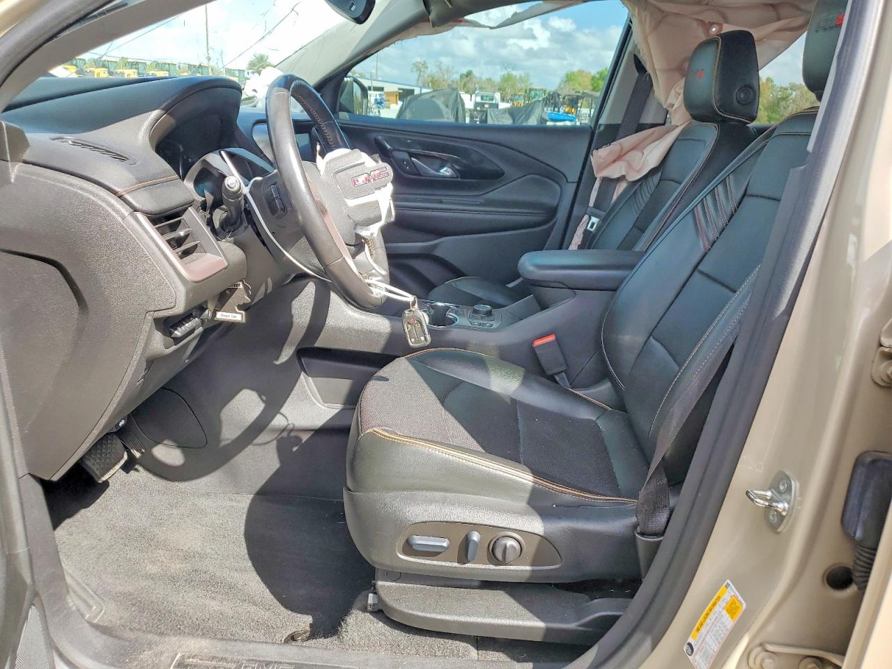 2022 GMC TERRAIN