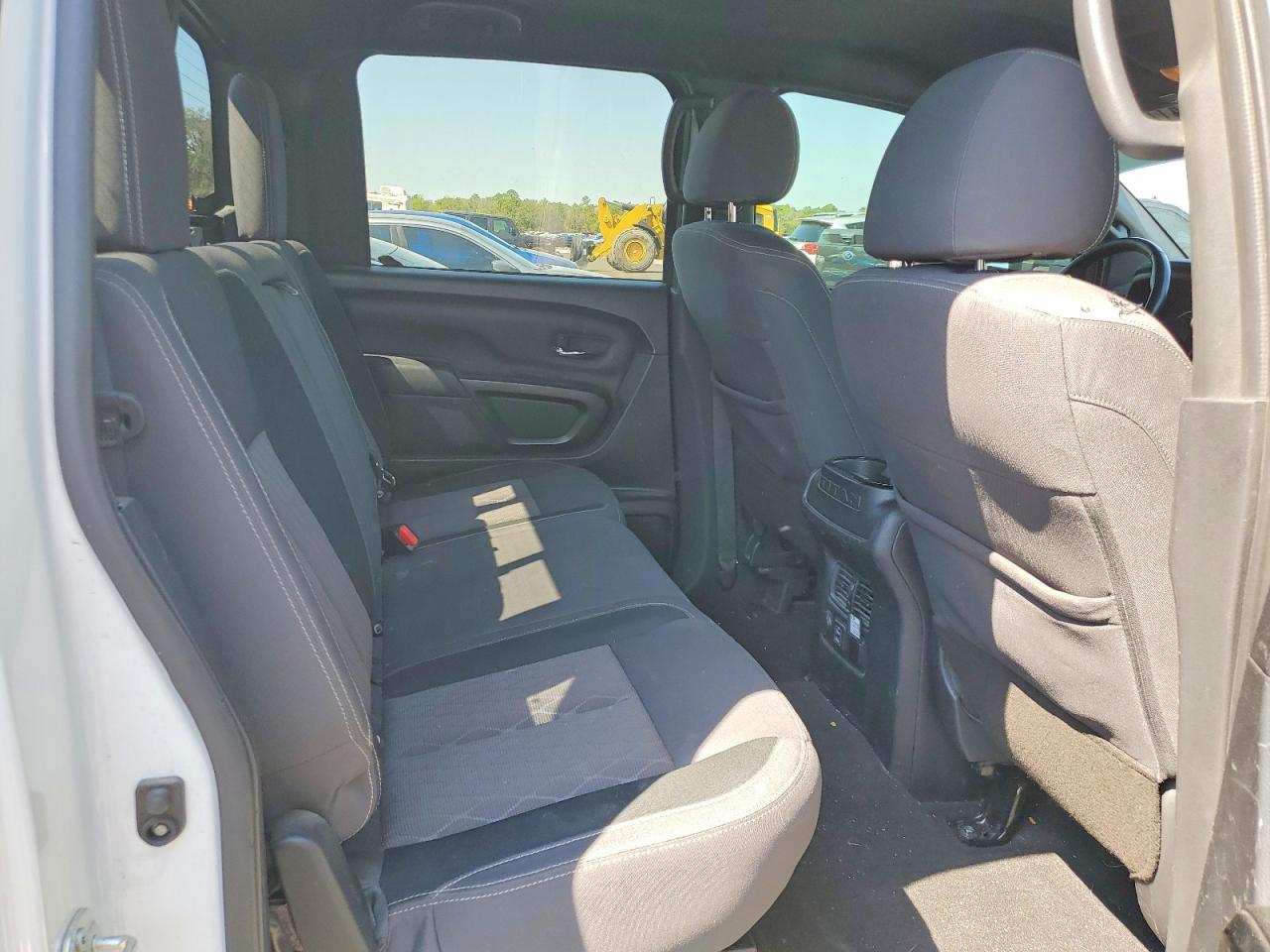 2024 NISSAN TITAN