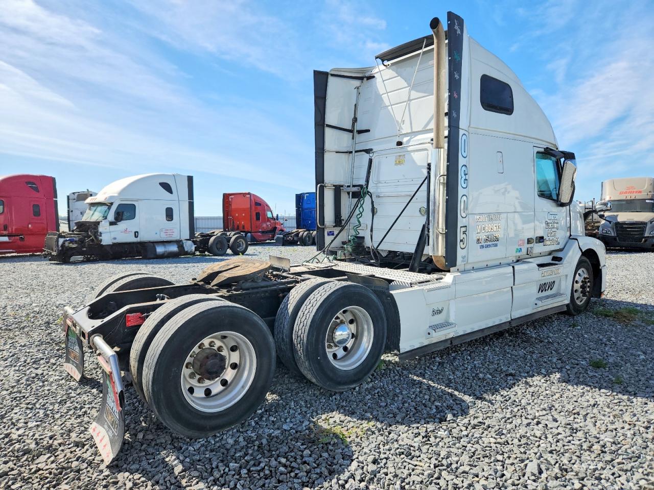 2016 VOLVO VN