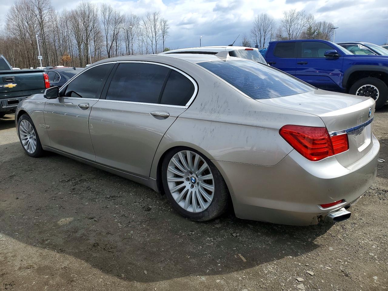 2010 BMW 7 SERIES