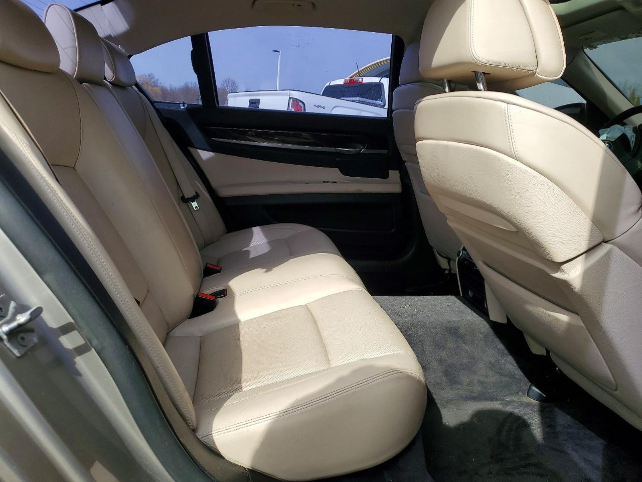 2010 BMW 7 SERIES