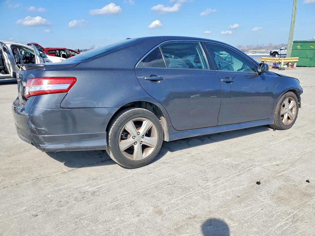 2011 TOYOTA CAMRY