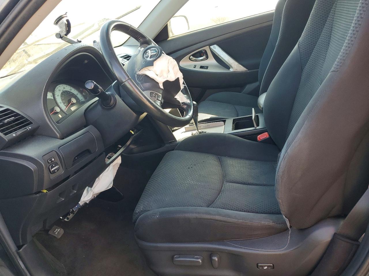 2011 TOYOTA CAMRY