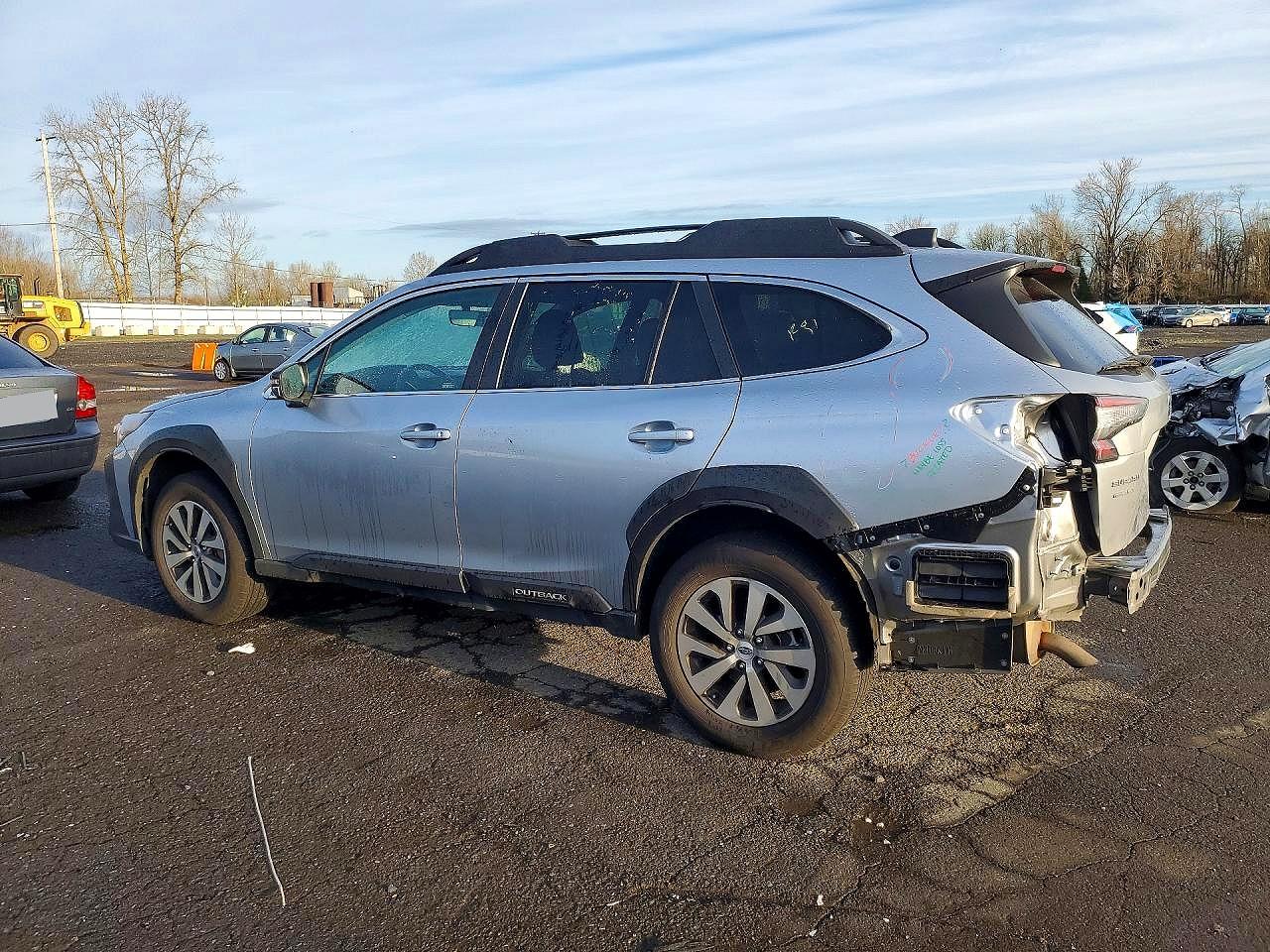 2025 SUBARU OUTBACK