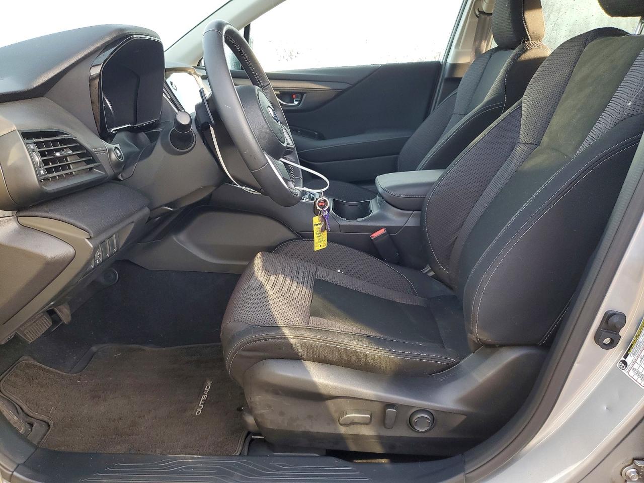 2025 SUBARU OUTBACK