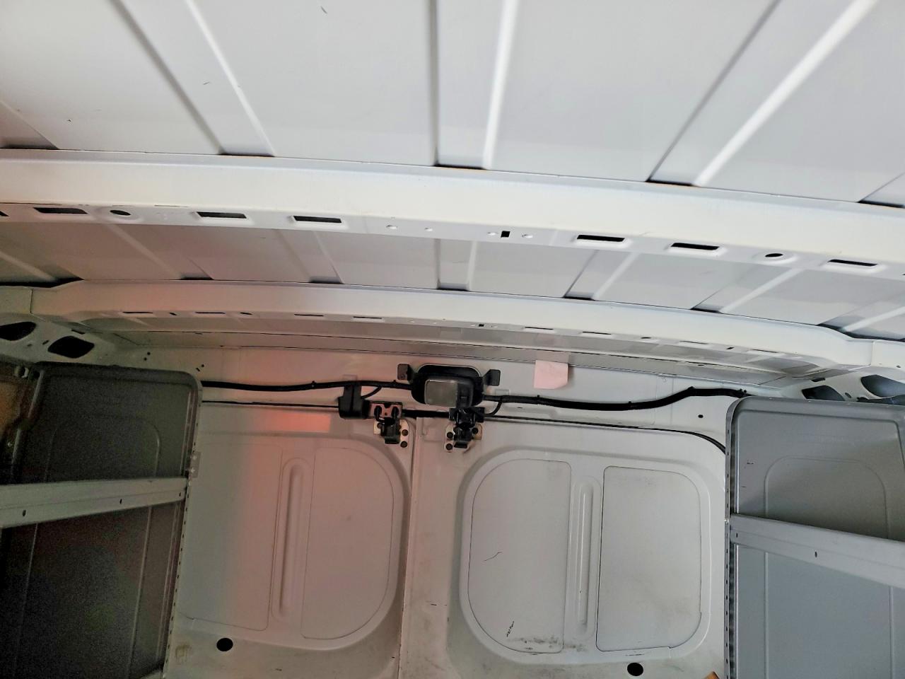 2015 NISSAN NV