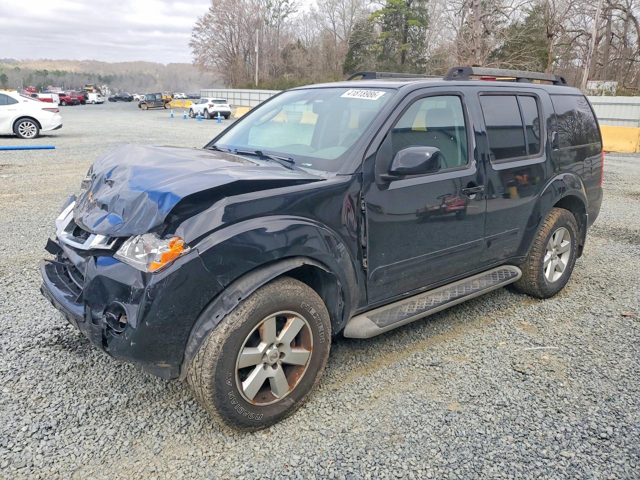 2011 NISSAN PATHFINDER