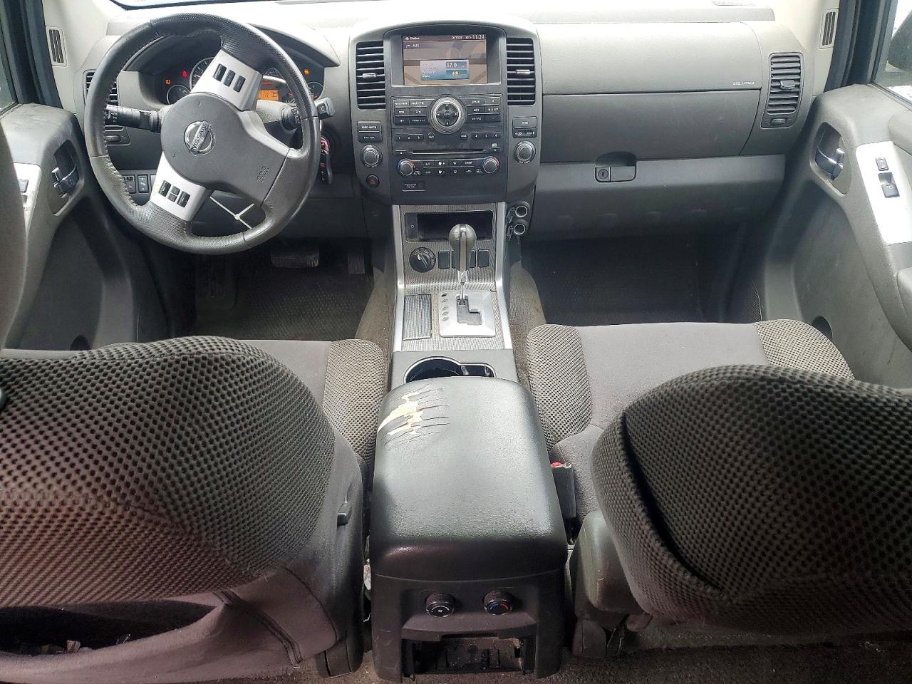2011 NISSAN PATHFINDER