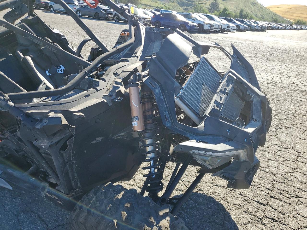 2025 CAN-AM MAVERICK X3