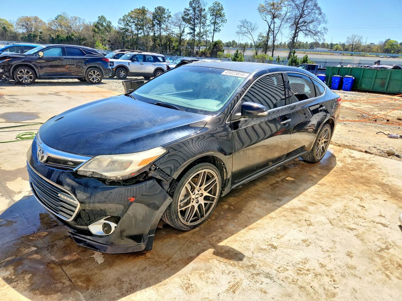 2015 TOYOTA AVALON