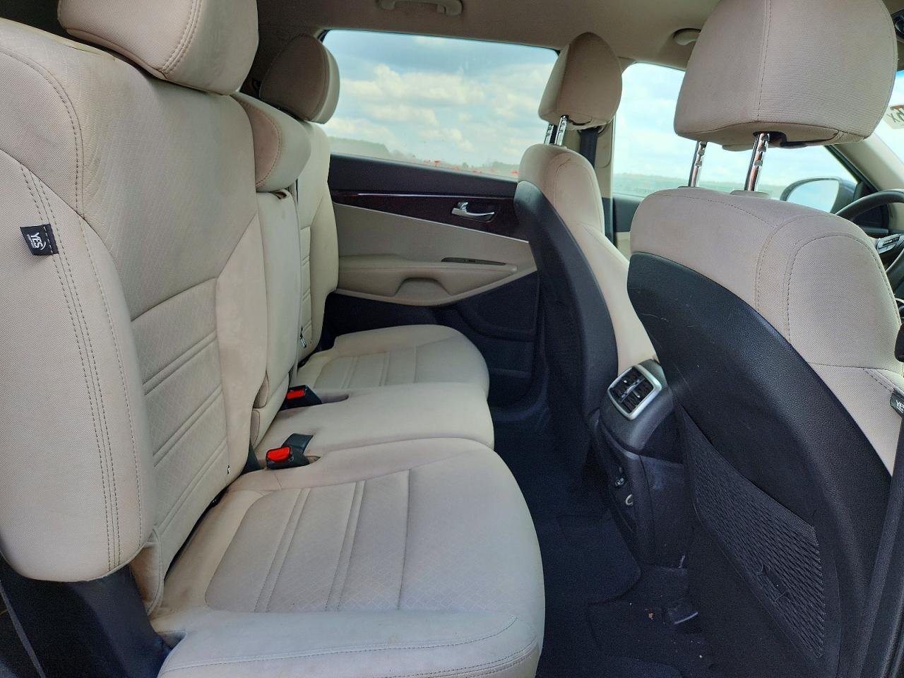 2018 KIA SORENTO