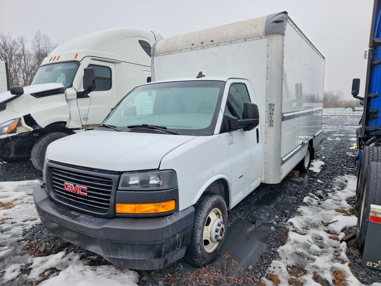2022 GMC SAVANA