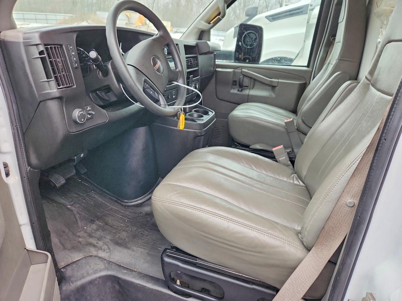 2022 GMC SAVANA