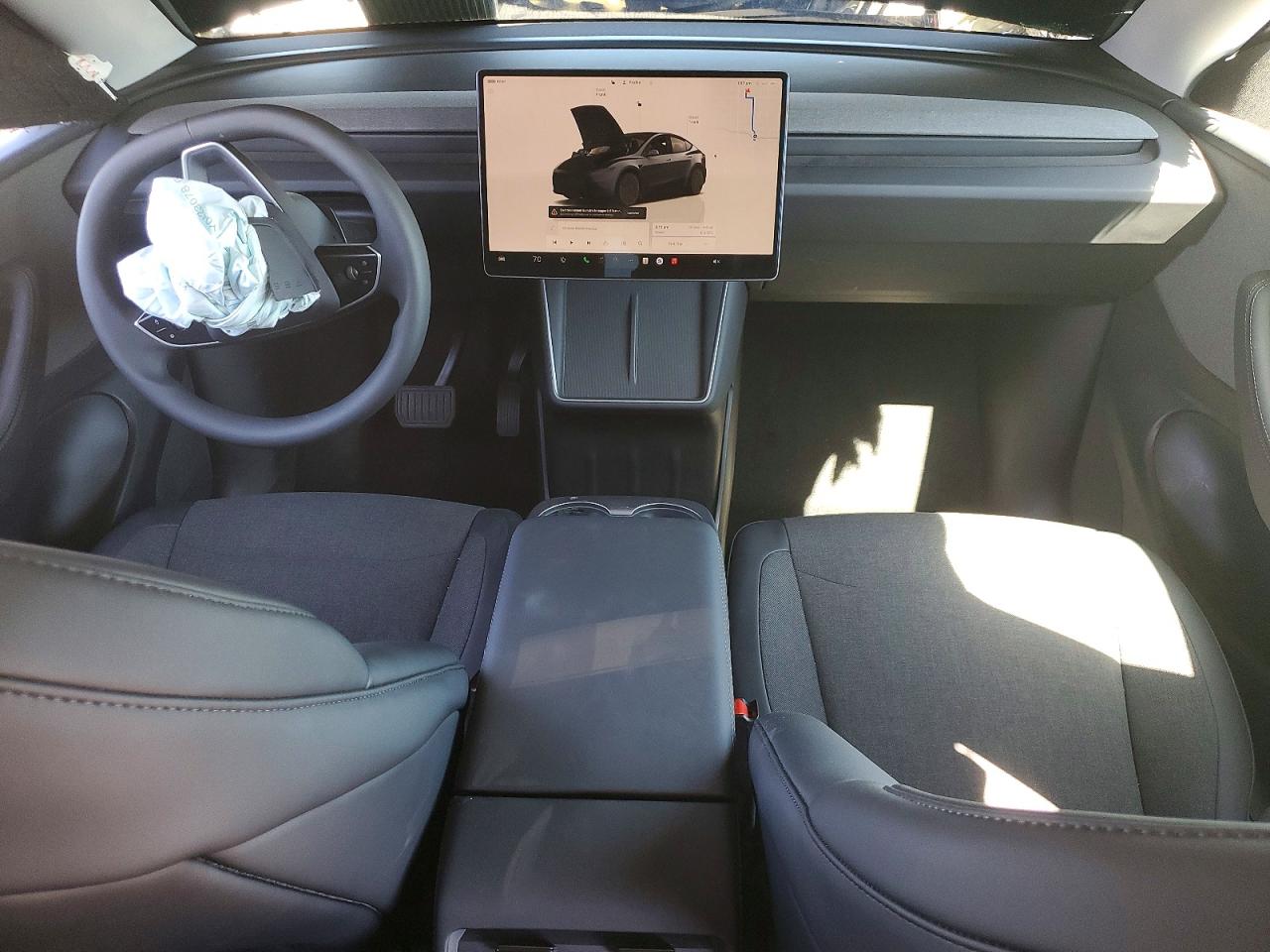2026 TESLA MODEL Y