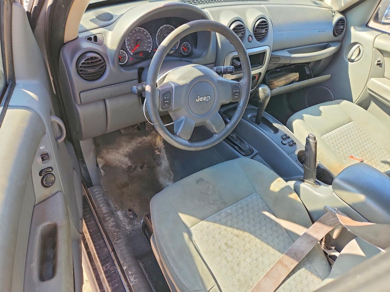 2005 JEEP LIBERTY