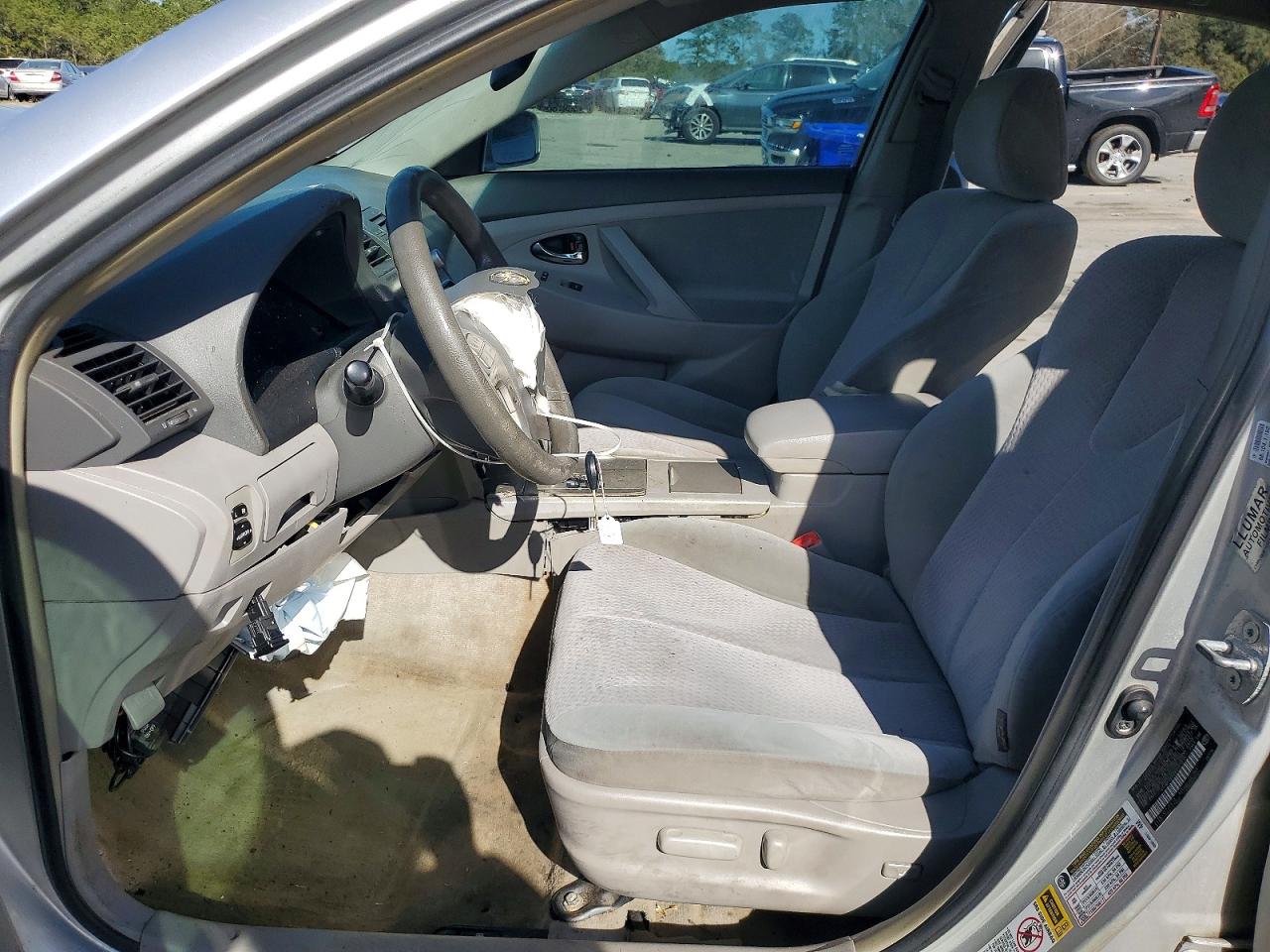 2011 TOYOTA CAMRY
