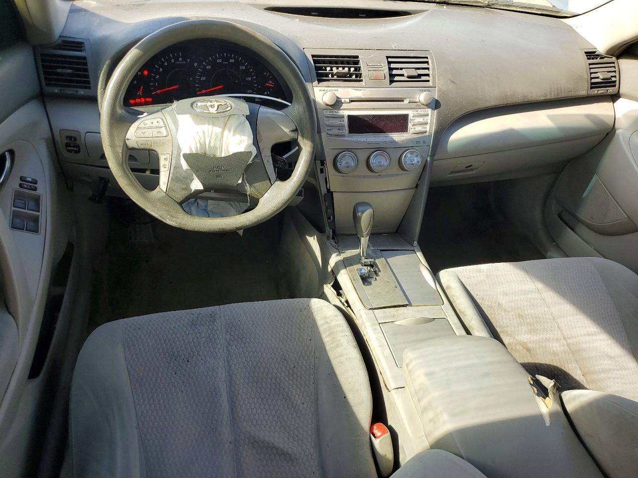 2011 TOYOTA CAMRY