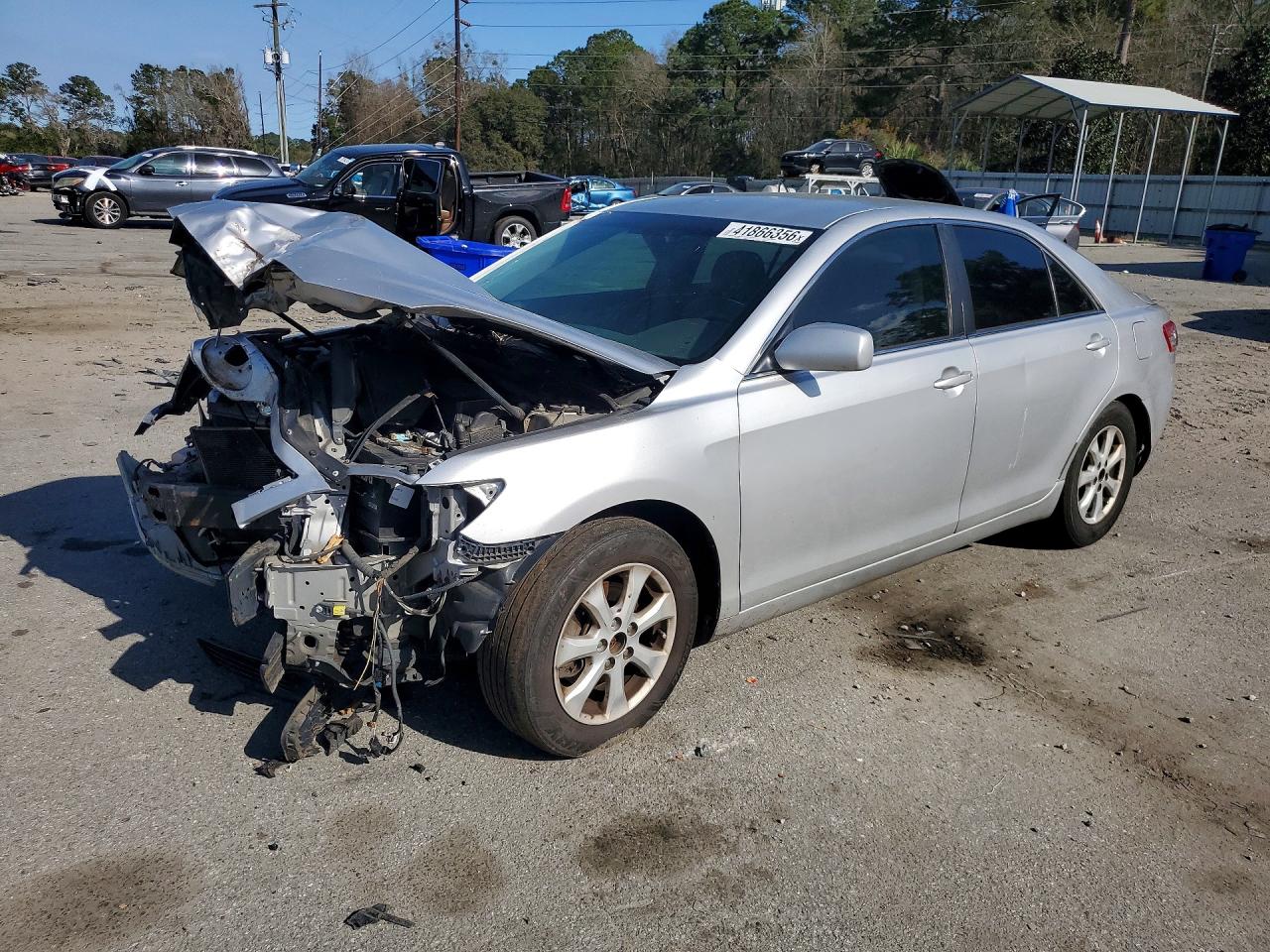 2011 TOYOTA CAMRY