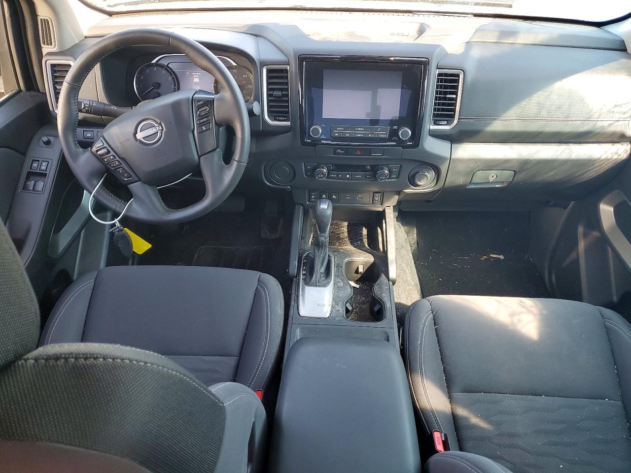 2024 NISSAN FRONTIER