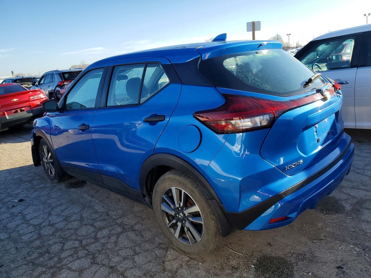 2024 NISSAN KICKS