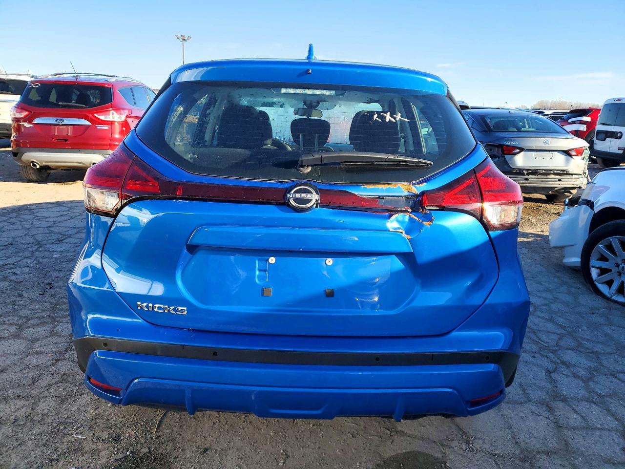 2024 NISSAN KICKS