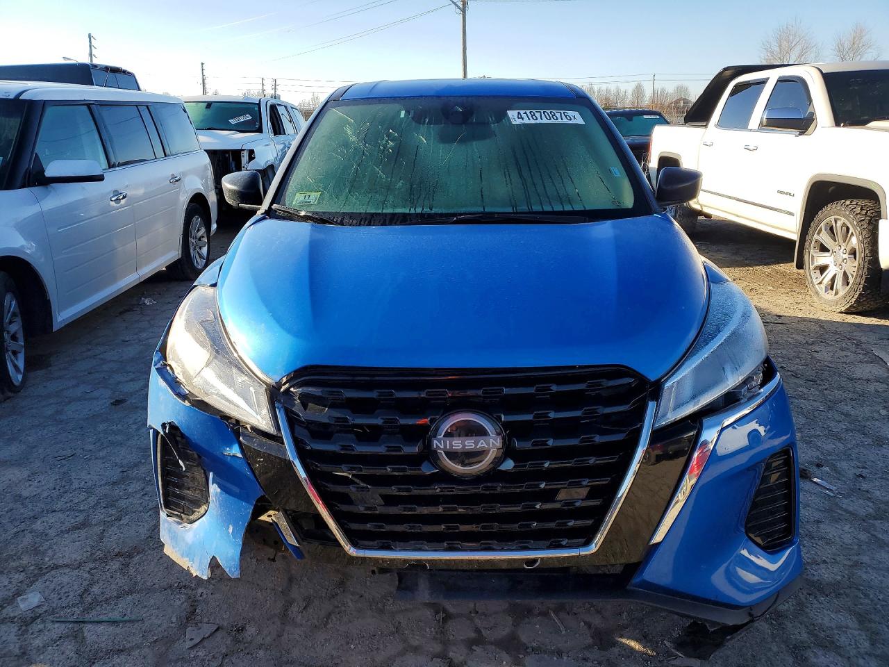 2024 NISSAN KICKS