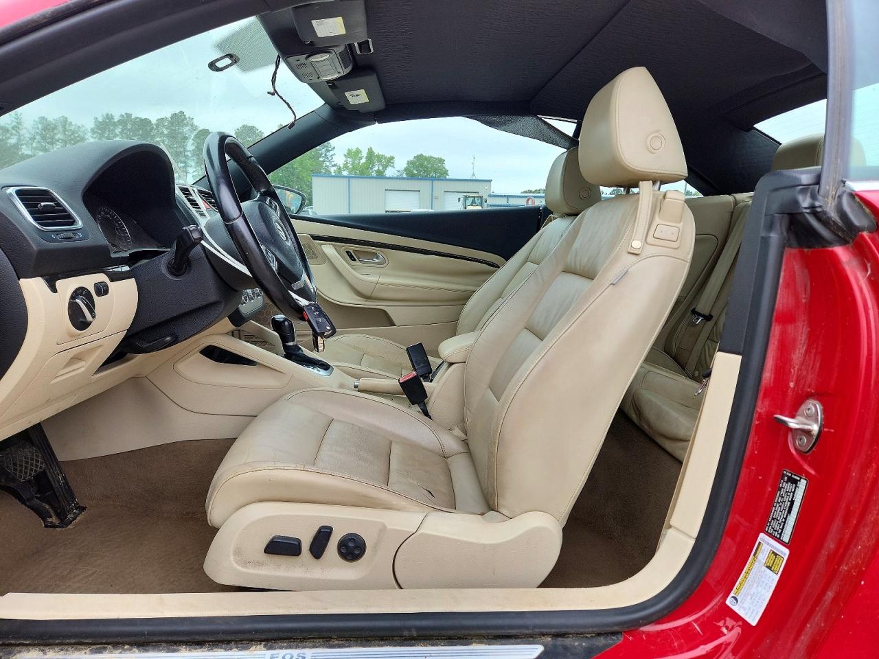 2013 VOLKSWAGEN EOS