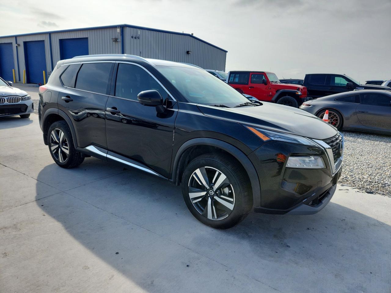 2021 NISSAN ROGUE