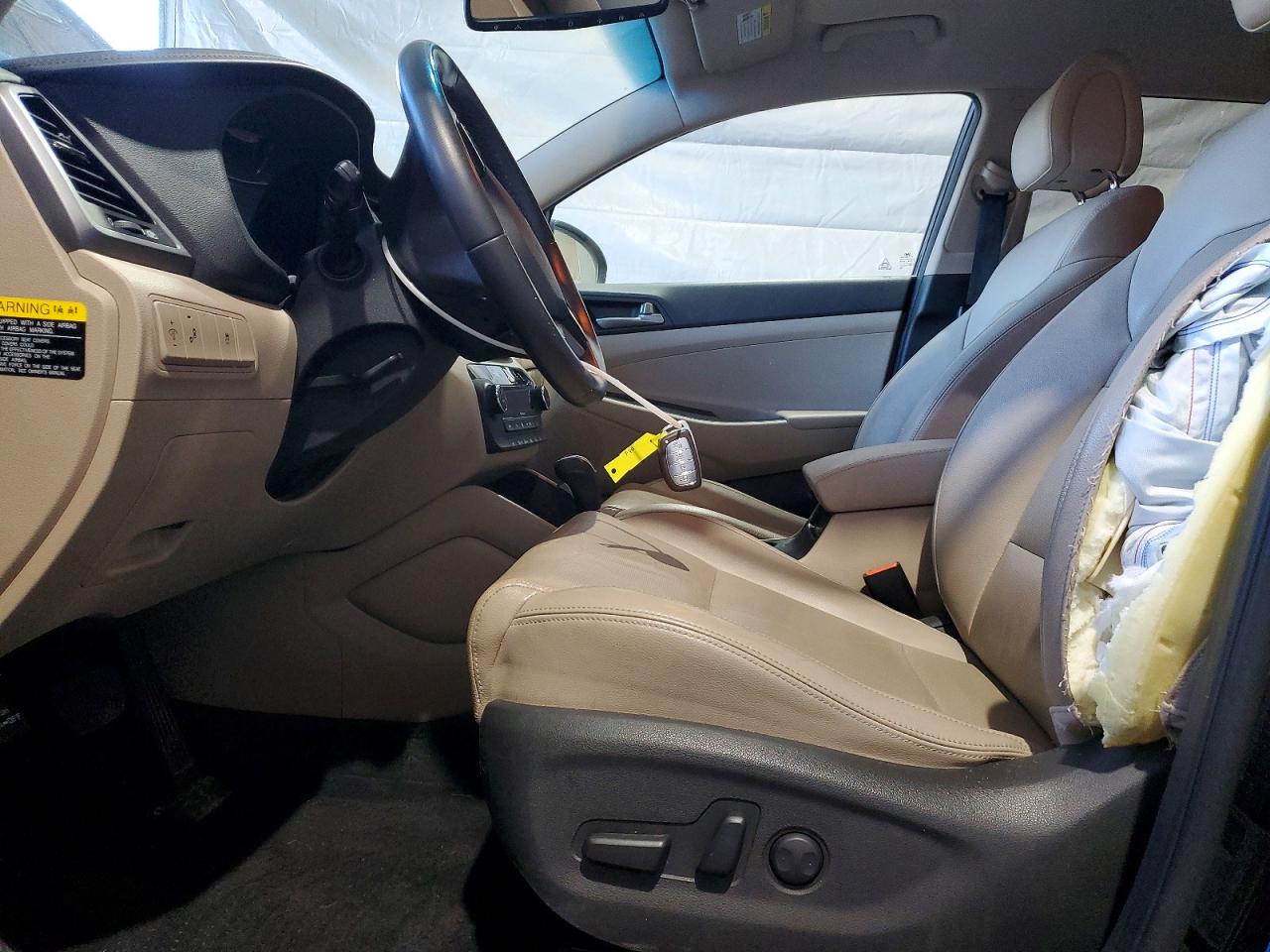 2017 HYUNDAI TUCSON
