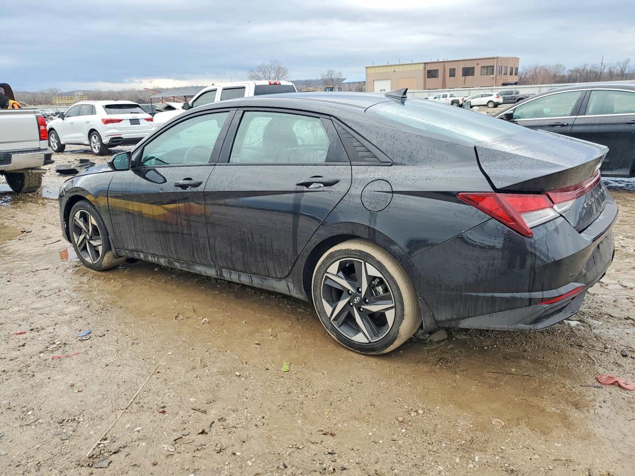 2023 HYUNDAI ELANTRA