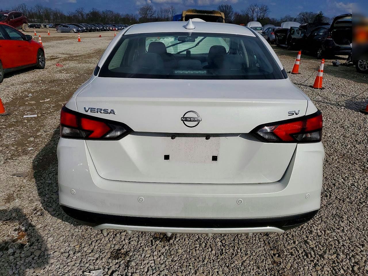 2024 NISSAN VERSA