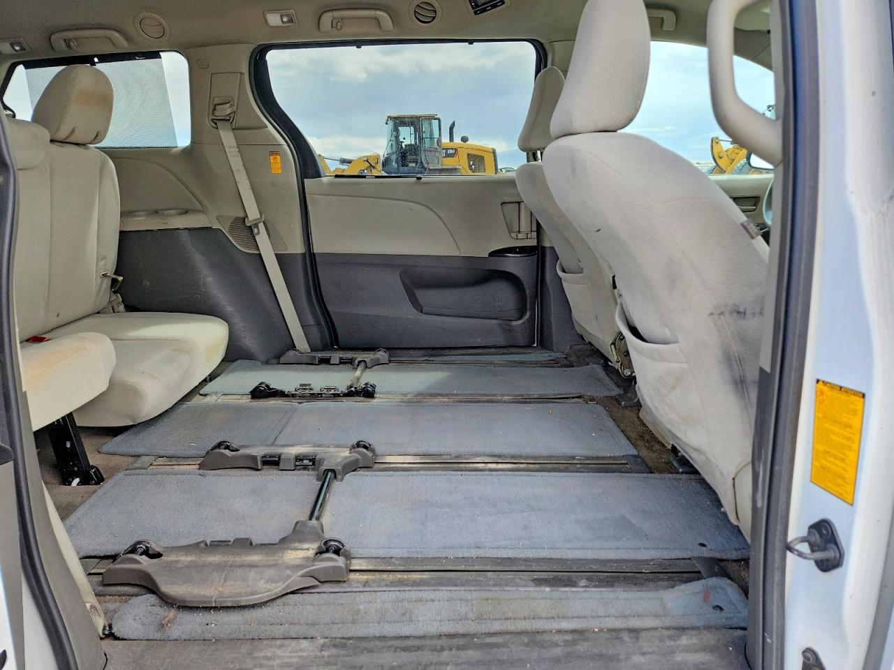 2013 TOYOTA SIENNA