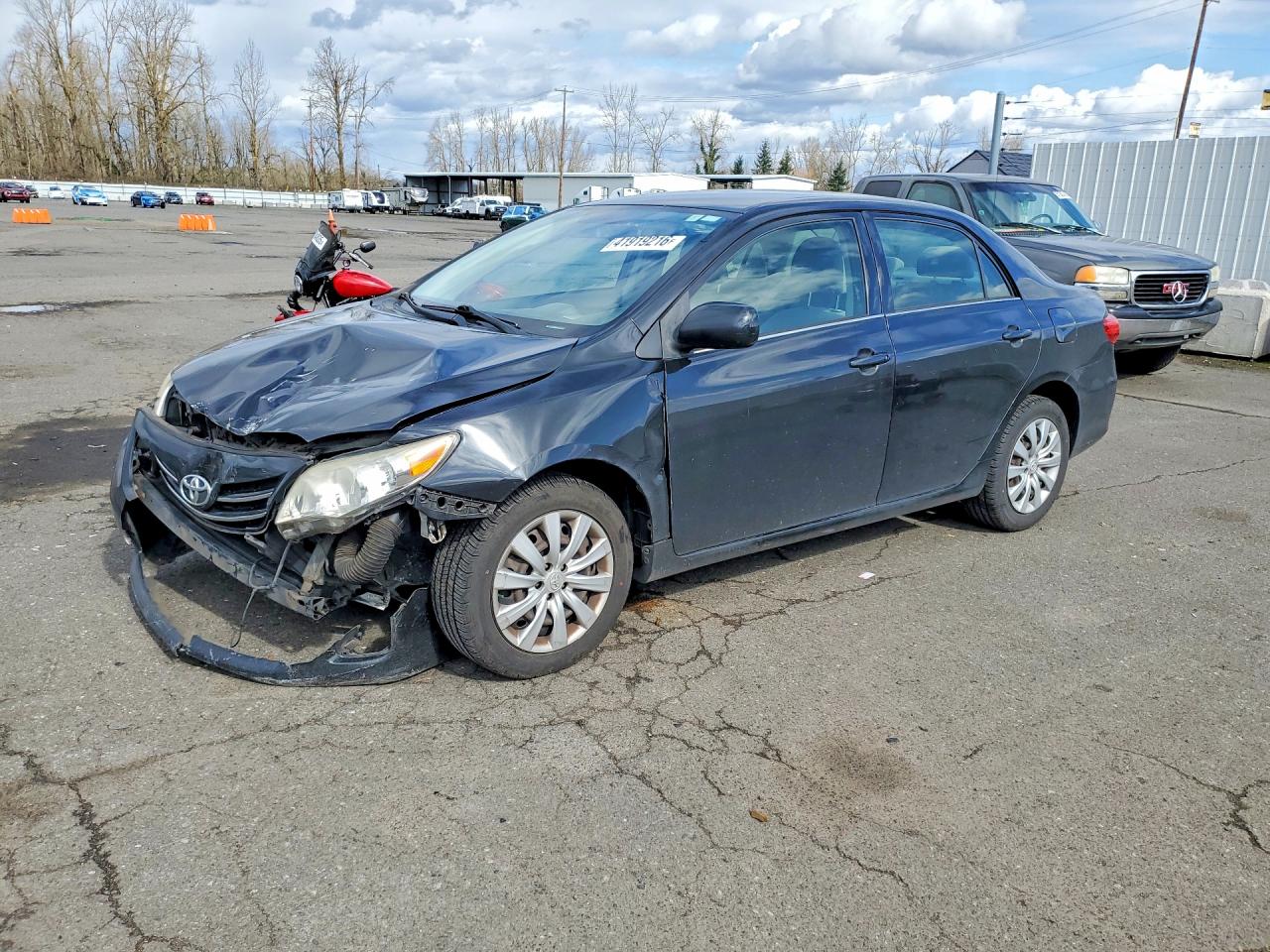 2013 TOYOTA COROLLA
