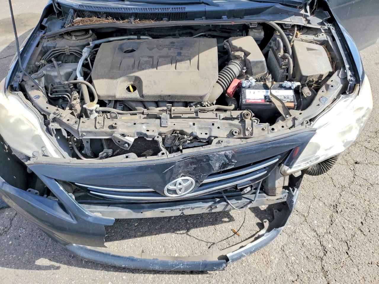 2013 TOYOTA COROLLA