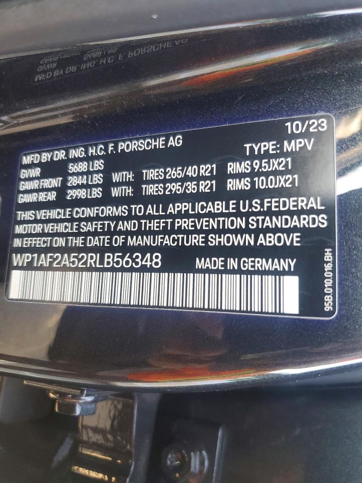 2024 PORSCHE MACAN