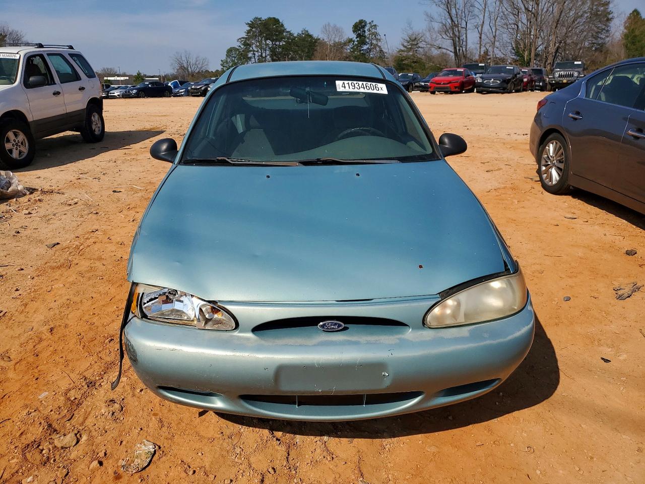 1998 FORD ESCORT
