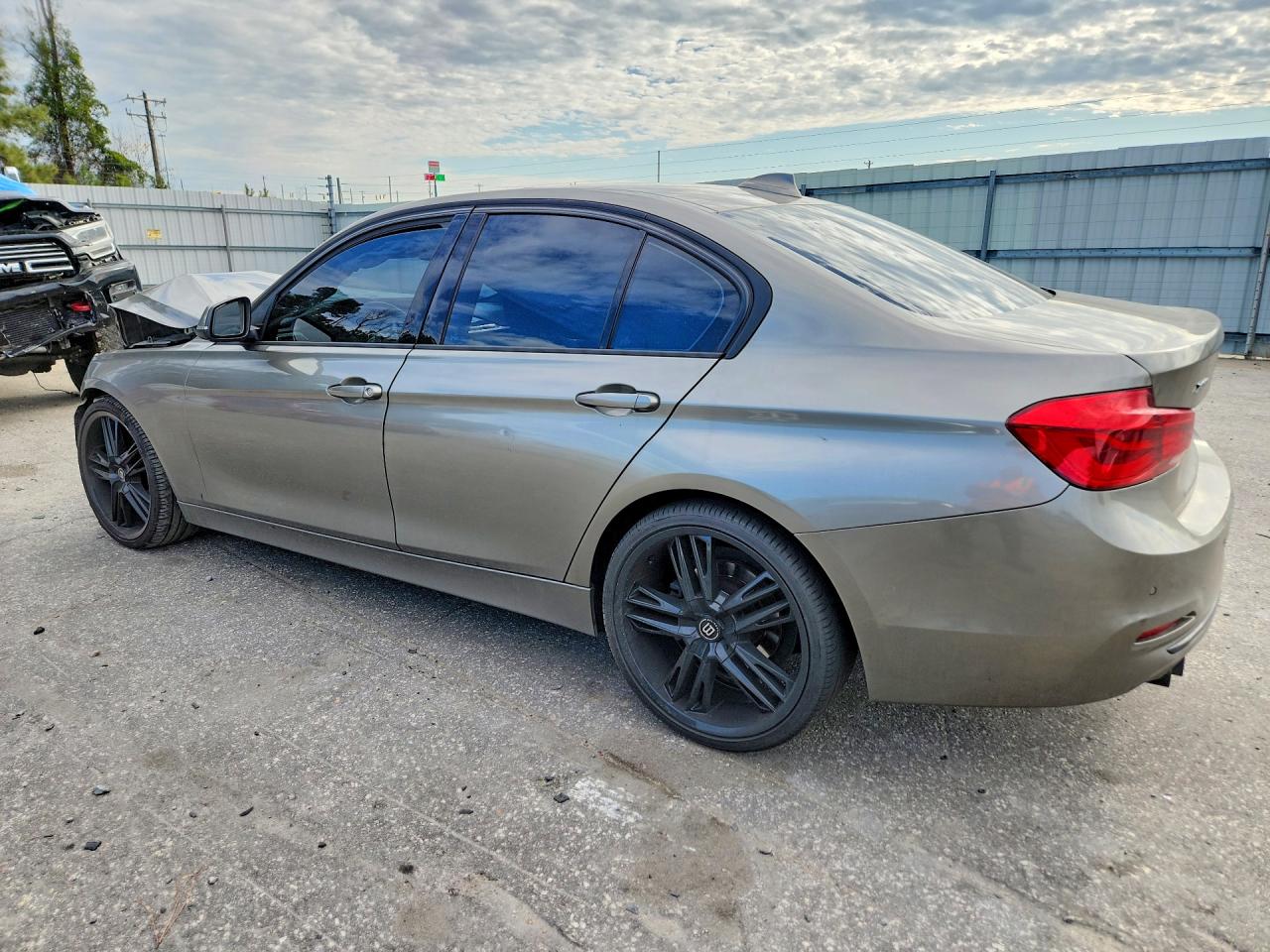 2016 BMW 328