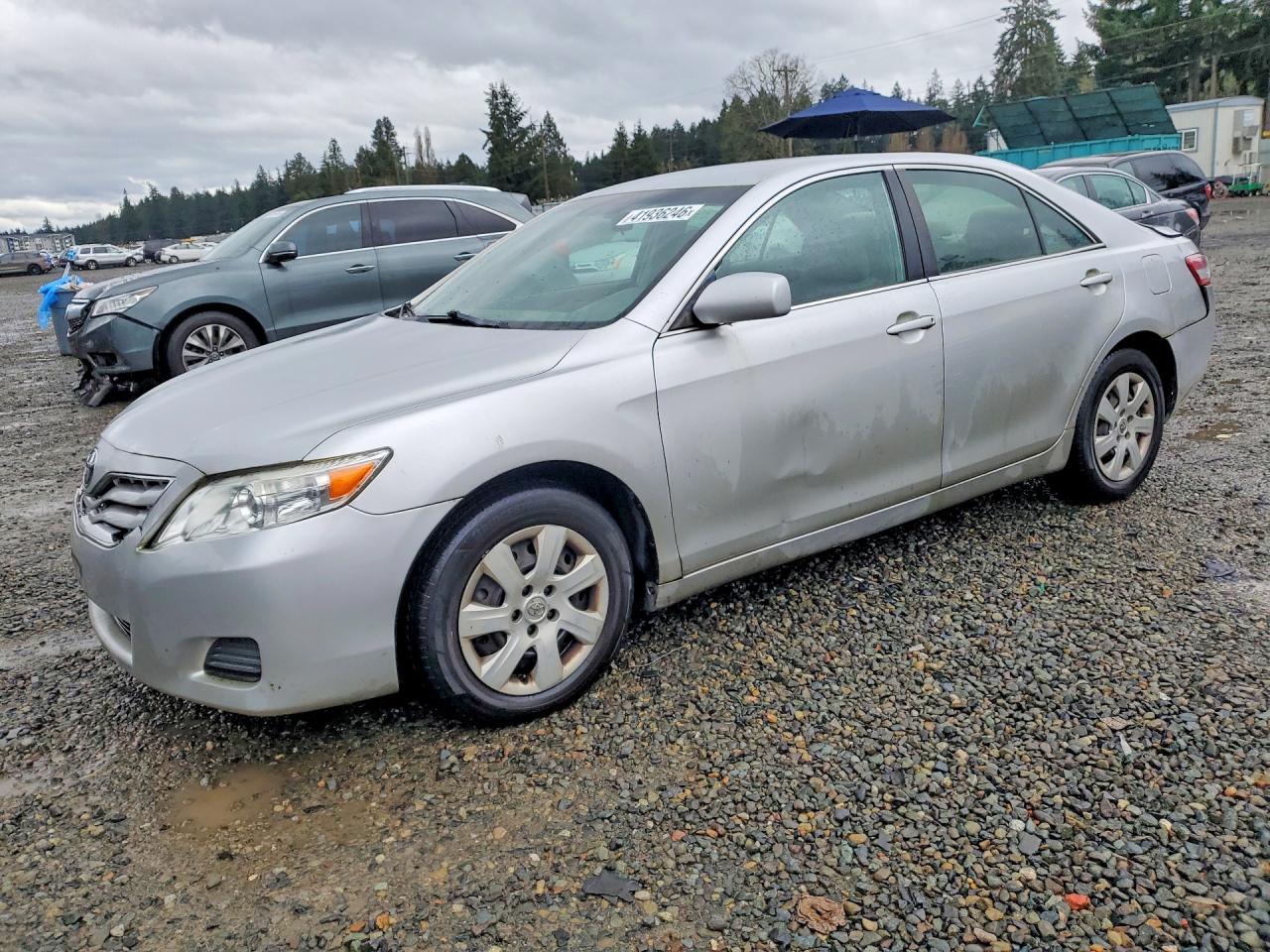 2011 TOYOTA CAMRY