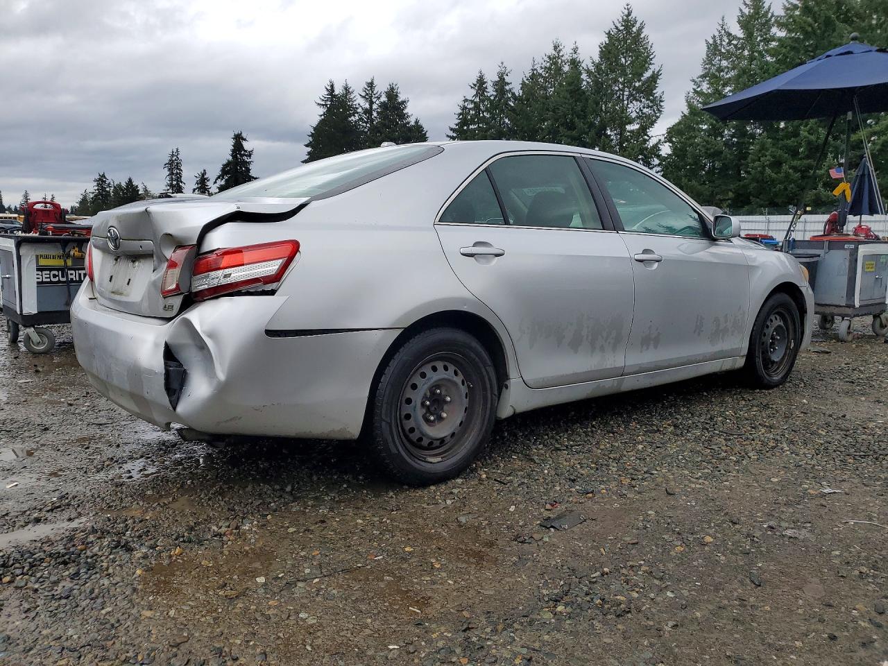 2011 TOYOTA CAMRY
