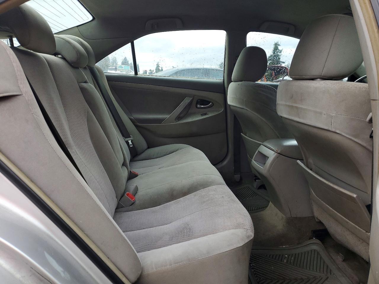 2011 TOYOTA CAMRY